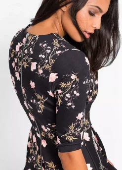 Scuba Fit & Flare Dress 10 Scuba Fit & Flare Dress -Enchanted Styles Scuba Fit Flare Dress935935FRSP W02